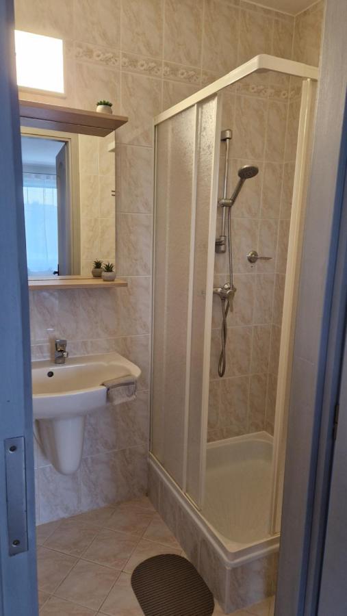 Silence Apartmanhaz ザラカロシュ エクステリア 写真