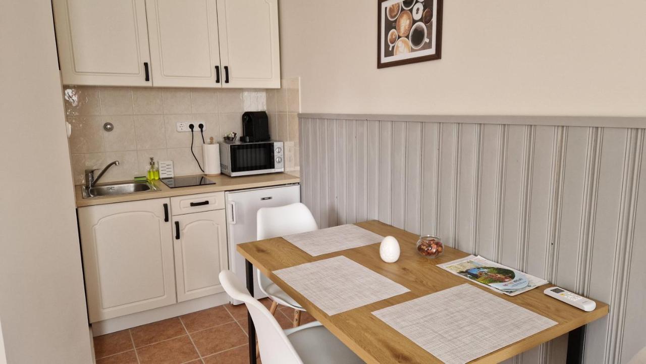 Silence Apartmanhaz ザラカロシュ エクステリア 写真