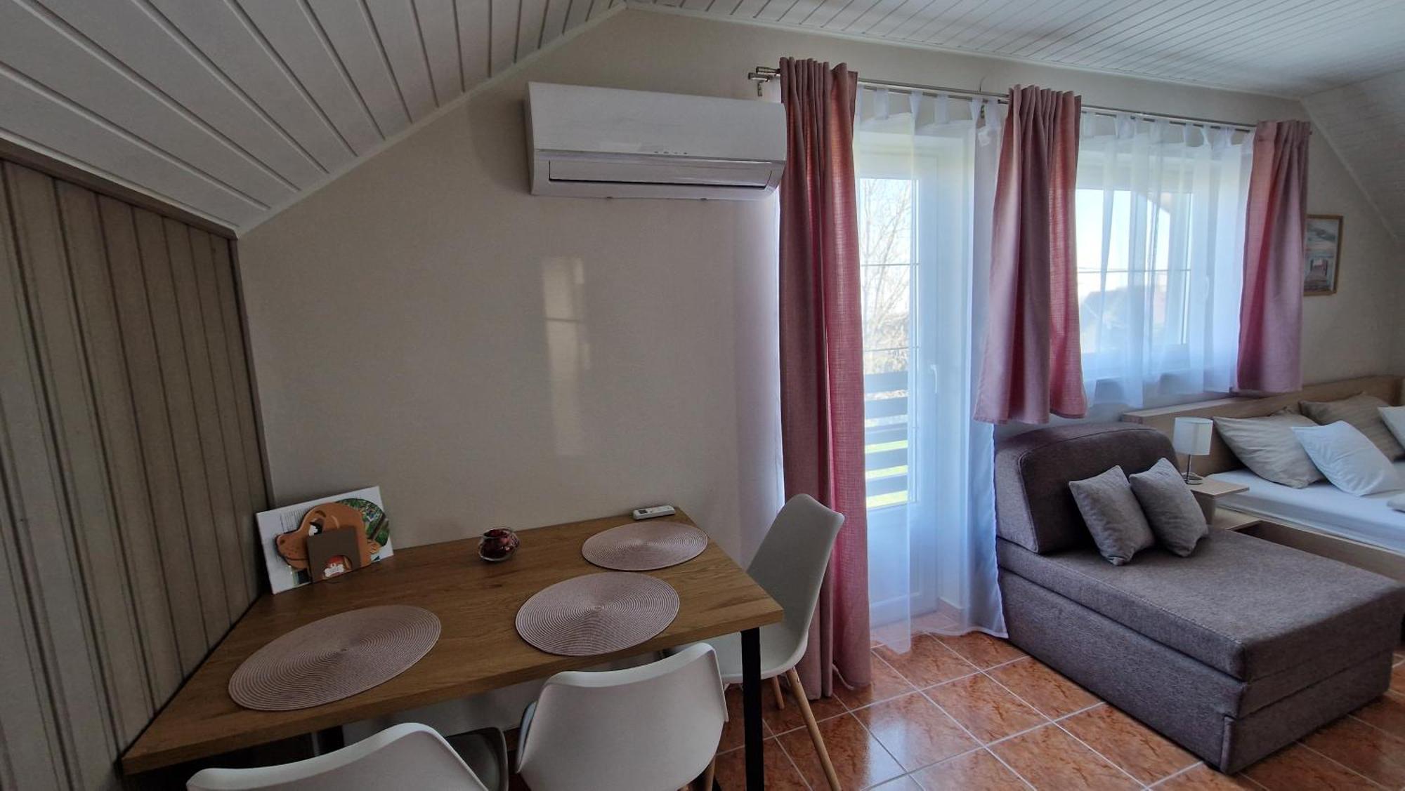 Silence Apartmanhaz ザラカロシュ エクステリア 写真